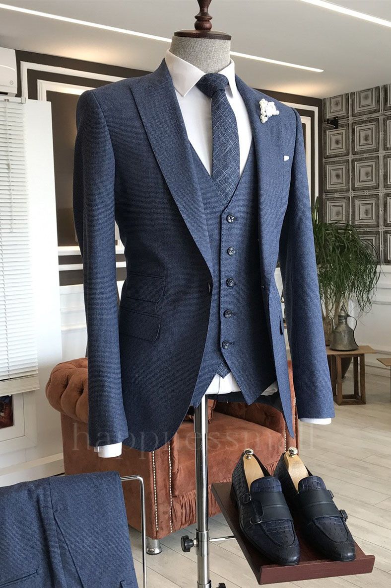 Classical Navy Blue Peaked Lapel One Button Slim Fit Business Men Suits