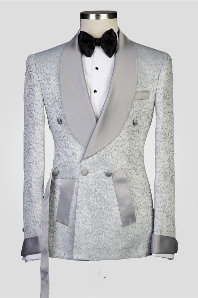Elegant Shape Silver Shawl Lapel Double Breasted Jacquard Wedding Suits With Belt