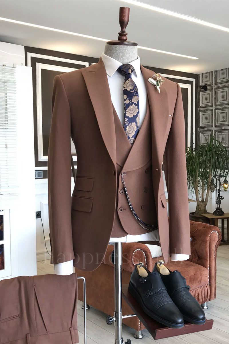 Evelyn Trendy Brown Peaked Lapel 3-Pieces Business Suits For Men