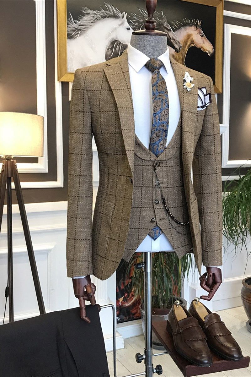 Newest Brown Plaid Peaked Lapel Three Pieces Busibess Men Suits | Happnessmall