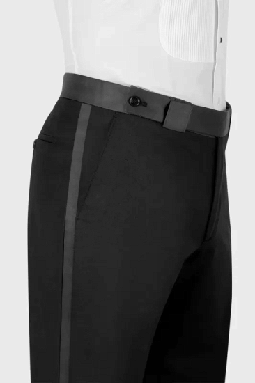 Mercer Stylish Black Double Breasted Shawl Lapel Wedding Suits For Men_3