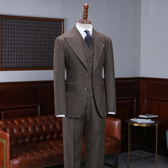 Claire Classical Coffee 3 Pieces Peaked Lapel Slim Fit Custom Suit For Men_2